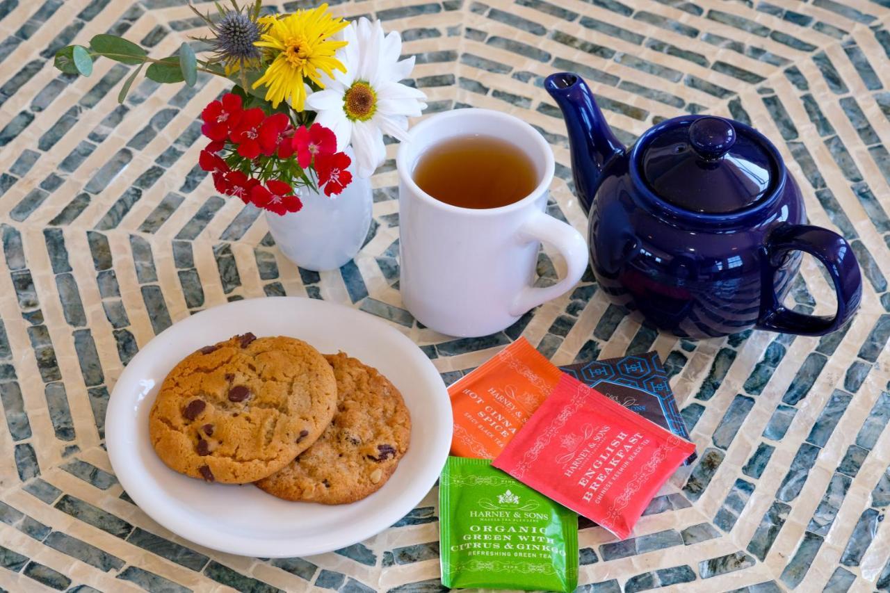 Harborside Inn Newport Ngoại thất bức ảnh