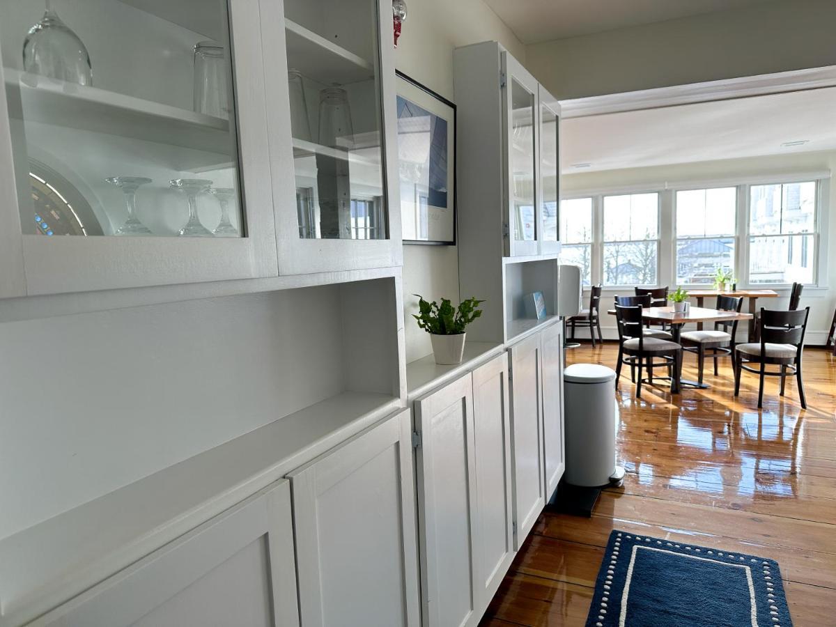 Harborside Inn Newport Ngoại thất bức ảnh