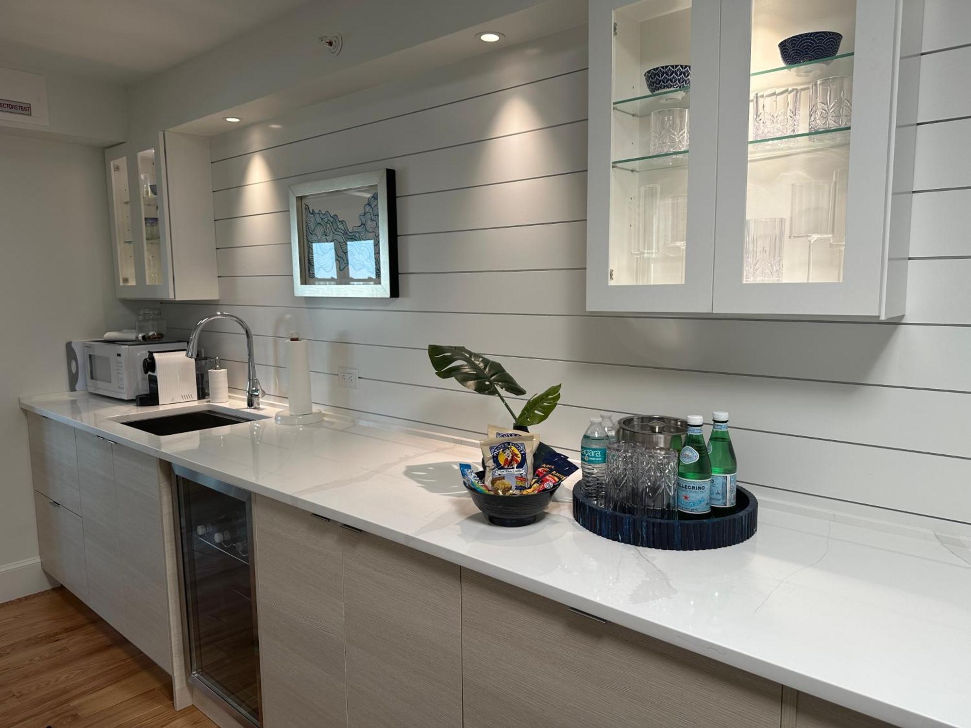 Harborside Inn Newport Ngoại thất bức ảnh